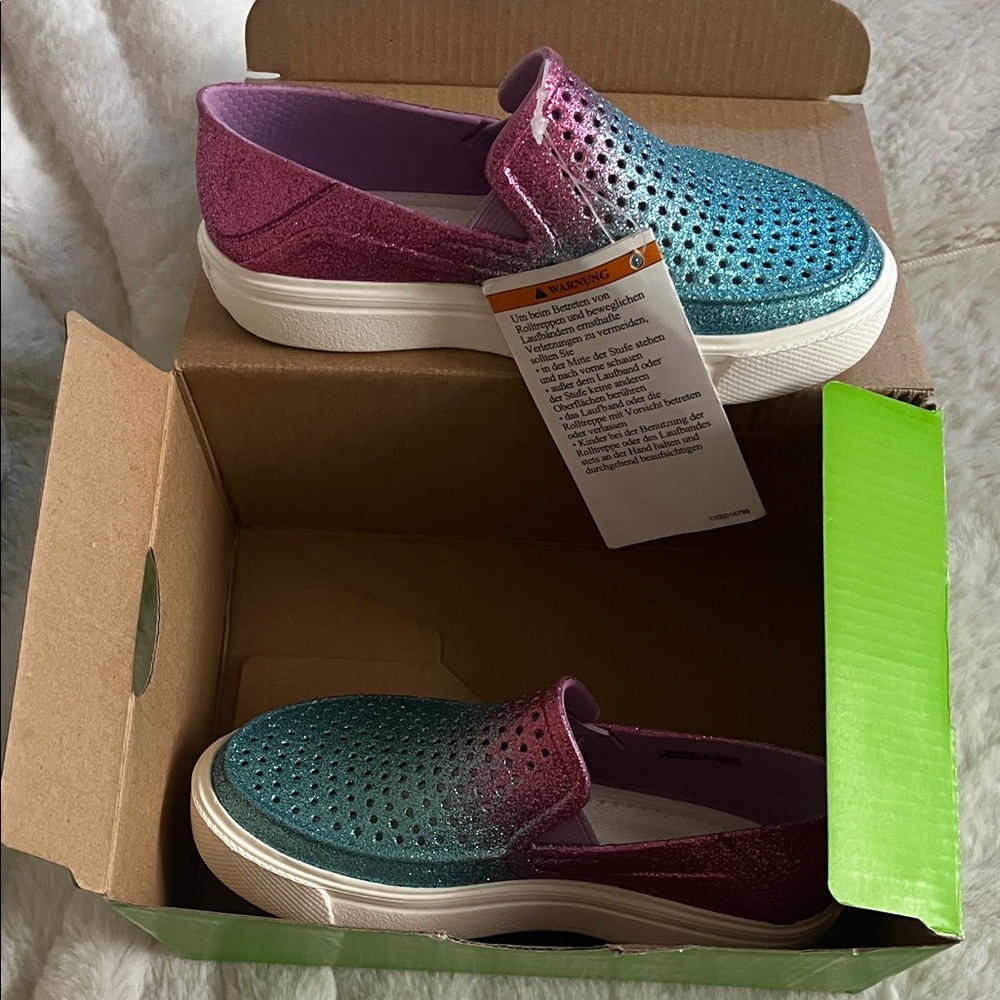 CROCS Pink and Teal Perforated Slip-Ons New still in box size c10 toddler shoe
